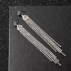 Серьги висячие со стразами