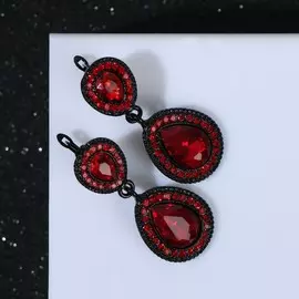 Серьги со стразами