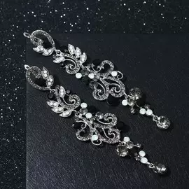 Серьги висячие со стразами