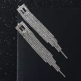 Серьги висячие со стразами