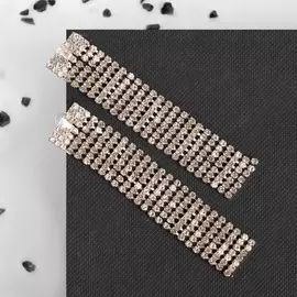 Серьги висячие со стразами