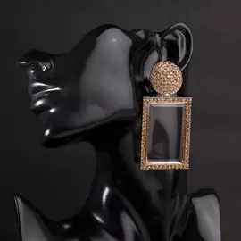 Серьги висячие со стразами