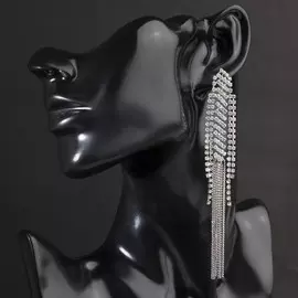 Серьги висячие со стразами