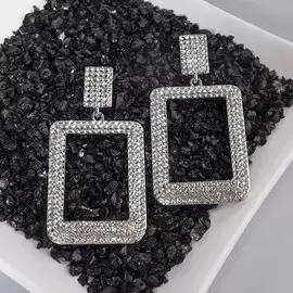 Серьги висячие со стразами