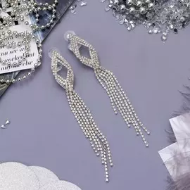 Серьги висячие со стразами