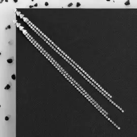 Серьги висячие со стразами