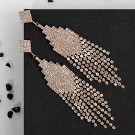 Серьги висячие со стразами