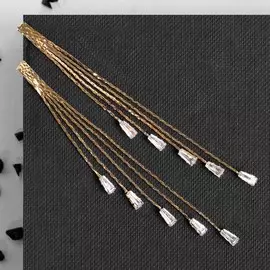 Серьги висячие со стразами