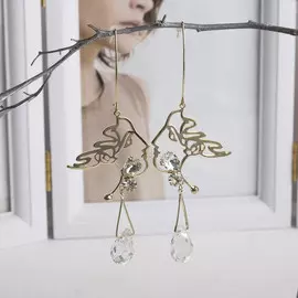 Серьги висячие со стразами