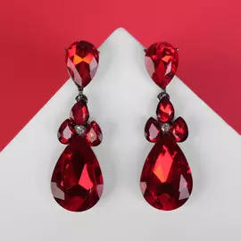 Серьги висячие со стразами