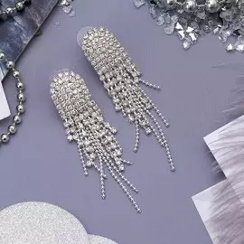 Серьги висячие со стразами