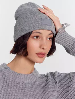 Шапка женская серая