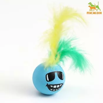 Шарик для кошек с перьями