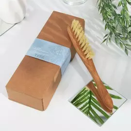 Щетка для волос с натуральной щетиной