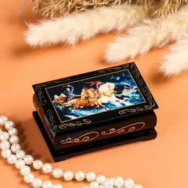 Шкатулка для украшений