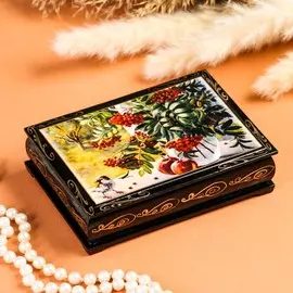 Шкатулка для украшений