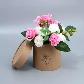 Шляпная коробка из крафта