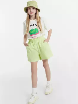 Шорты для девочек в зеленом цвете