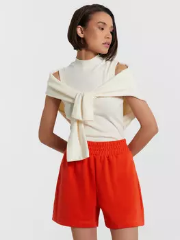 Шорты женские красные