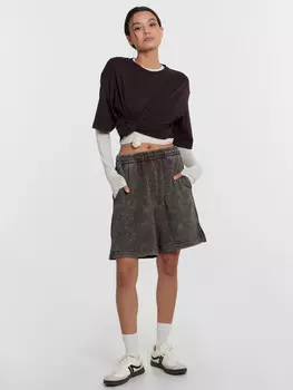 Шорты женские черные с эффектом