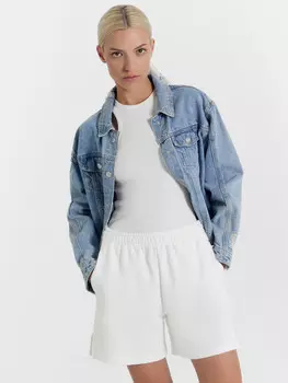 Шорты женские в белом цвете