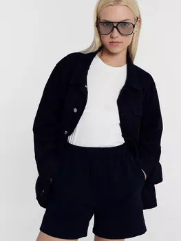 Шорты женские в черном цвете