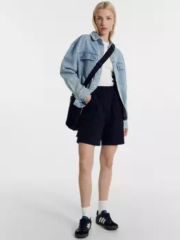 Шорты женские в черном цвете