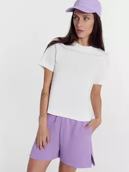 Шорты женские в фиолетовом оттенке