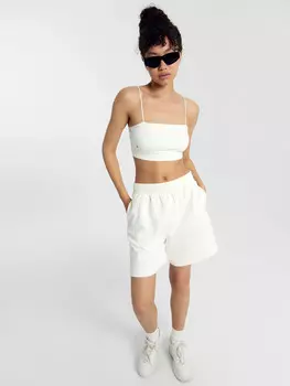 Шорты женские в светло-молочном цвете