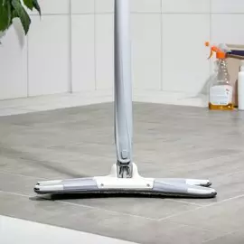 Швабра для мытья пола плоская с отжимом twist, окрашенная ручка 135 см, насадка из микрофибры 36×14 см