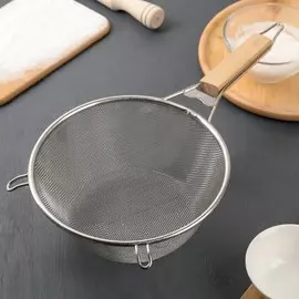 Сито для просеивания с деревянной ручкой доляна