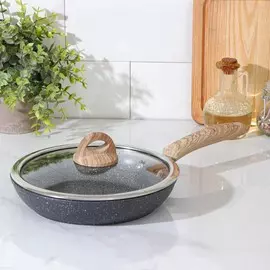 Сковорода кованая huochu, 22×4,5 см, стеклянная крышка, пластиковая ручка, индукция, антипригарное покрытие, цвет серый