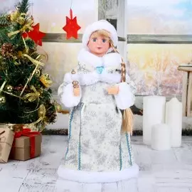 Снегурочка под елку