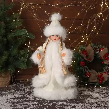 Снегурочка под елку