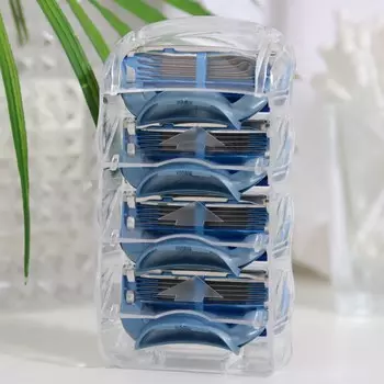 Станок бритвенный и 4 сменных кассеты