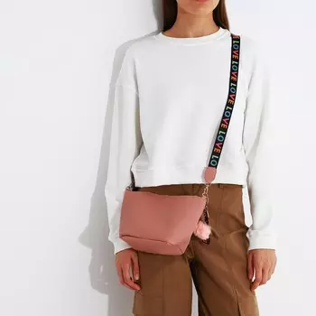 Сумка женская кросс-боди на магните, 161216 см, розовый