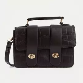 Сумка-мессенджер на клапане, длинный ремень, цвет темно-коричневый