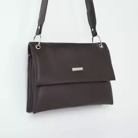 Сумка-мессенджер на клапане, цвет коричневый