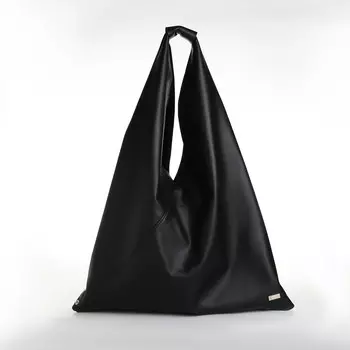 Сумка женская на кнопке, цвет черный