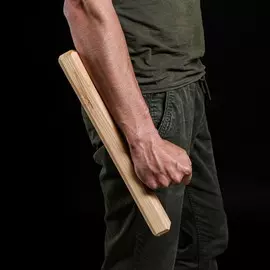 Сувенирное деревянное оружие