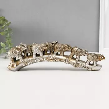 Сувенир полистоун стразы