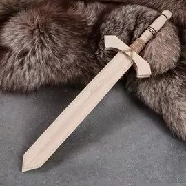 Сувенирное деревянное оружие