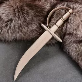 Сувенирное деревянное оружие