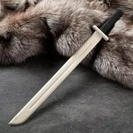 Сувенирное деревянное оружие