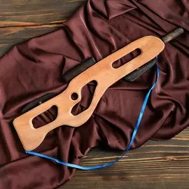 Сувенирное деревянное оружие