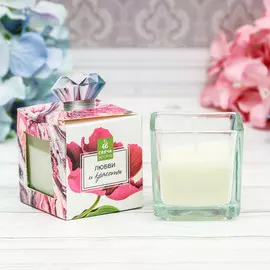 Свеча в квадратном стакане