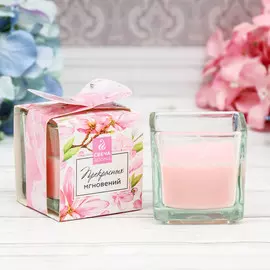 Свеча в квадратном стакане