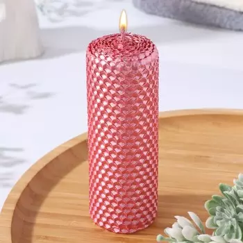 Свеча из вощины, 4,5х4,5х12,5 см, фуксия металлик