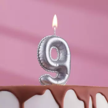 Свеча в торт