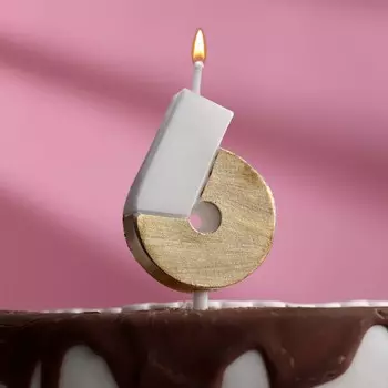 Свеча в торт